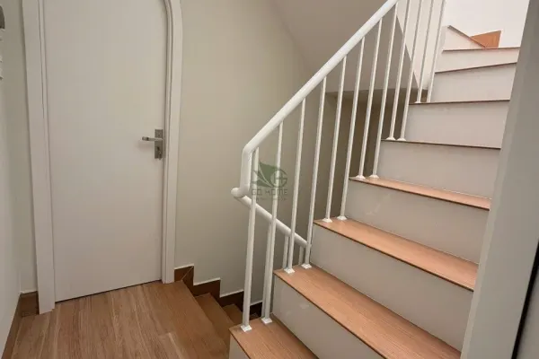House, 4 спальни, 120.00 м²