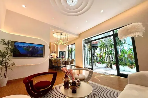 Квартира, 2 спальни · 105 м² 3