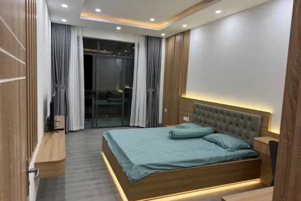 Дом, 3 спальни · 270 м² 2