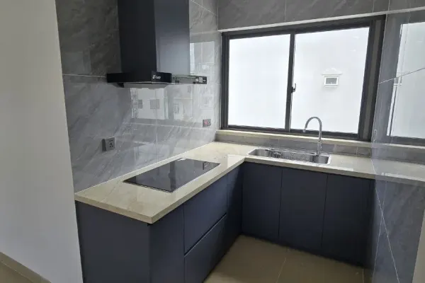 Квартира, 2 спальни · 80 м² 2