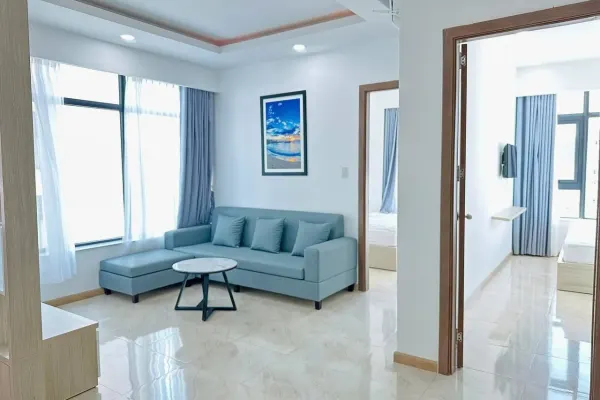 Квартира, 2 спальни · 80 м² 2