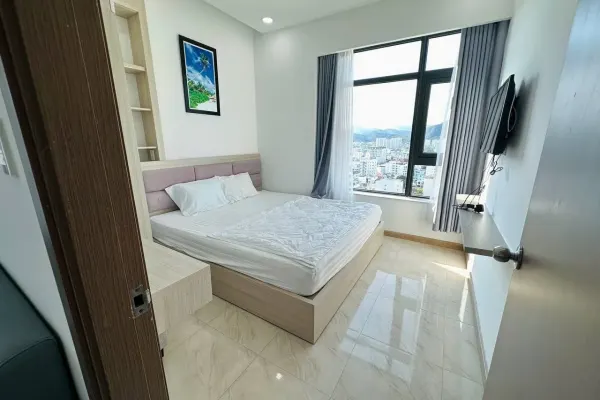 Квартира, 2 спальни · 80 м² 4