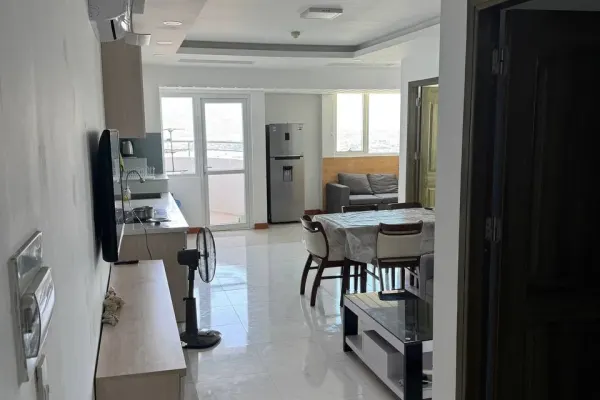 Квартира, 2 спальни · 93 м²