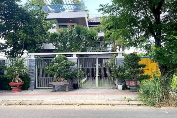 Вилла, 3 спальни · 220 м²