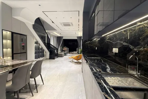 House, 3 спальни, 270.00 м² 2