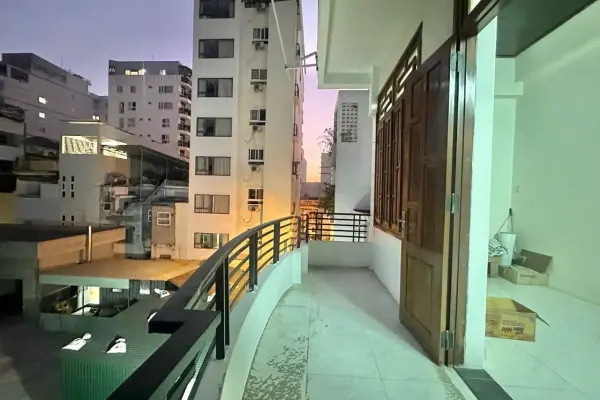 Дом, 3 спальни · 210 м² 6