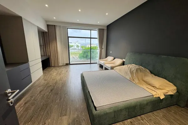 House, 3 спальни, 270.00 м² 4