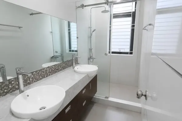 Дом, 3 спальни · 270 м² 7