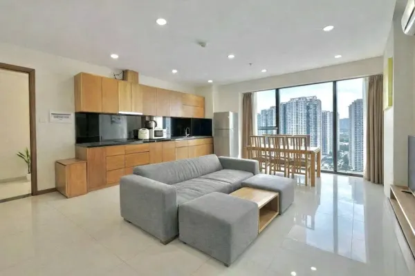Квартира, 3 спальни · 100 м²