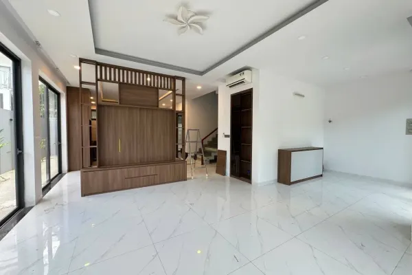 Вилла, 5 спален · 450 м²