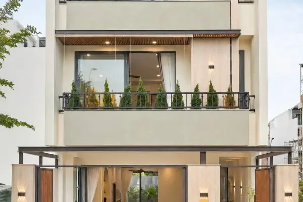 Дом, 6 спален · 450 м²