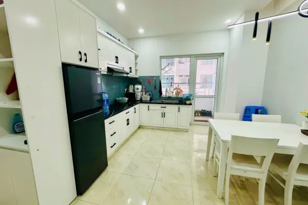 Квартира, 2 спальни · 72 м² 2