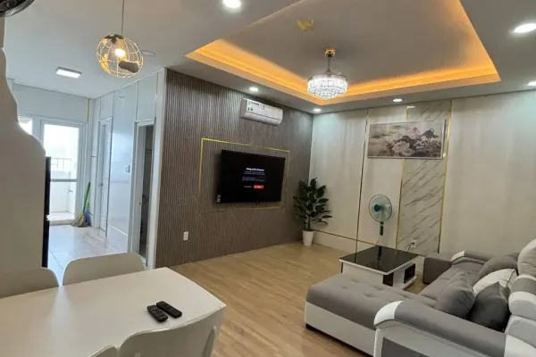 Квартира, 2 спальни · 70 м² 2