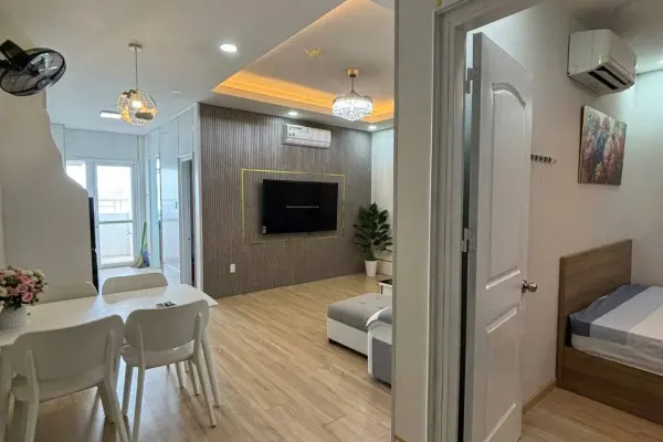 Квартира, 2 спальни · 70 м² 5