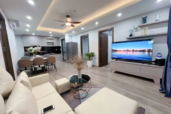 Квартира, 3 спальни · 90 м²