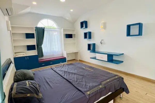 Вилла, 4 спальни · 180 м² 3