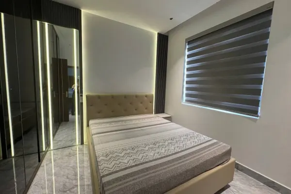 Дом, 4 спальни · 270 м² 6
