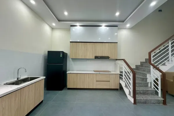 Дом, 4 спальни · 250 м² 2