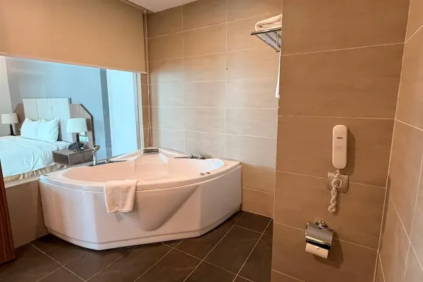 Квартира, 1 спальня · 70 м² 7