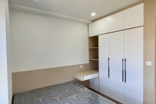 Квартира, 2 спальни · 60 м² 5