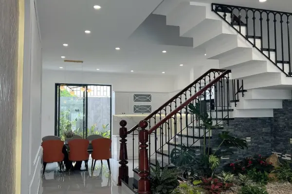 Дом, 3 спальни · 270 м² 4