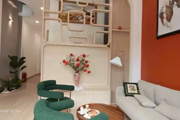 Дом, 6 спален · 76 м²