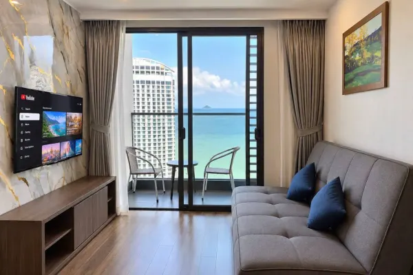 Квартира, 2 спальни · 60 м² 2