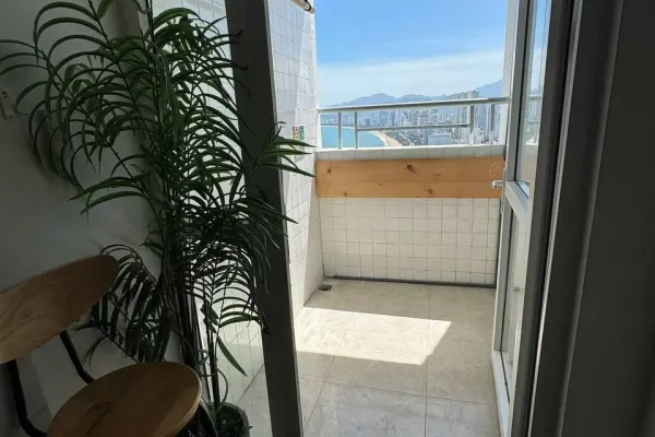 Квартира, 2 спальни · 68.5 м² 9