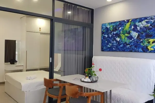 Apartment 5
