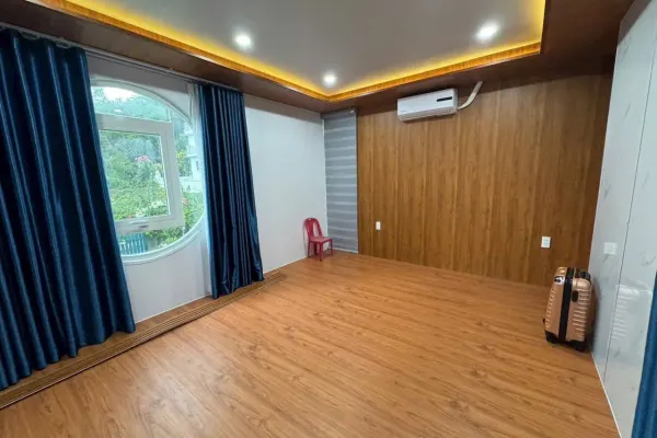 Дом, 1 спальня · 370 м² 3