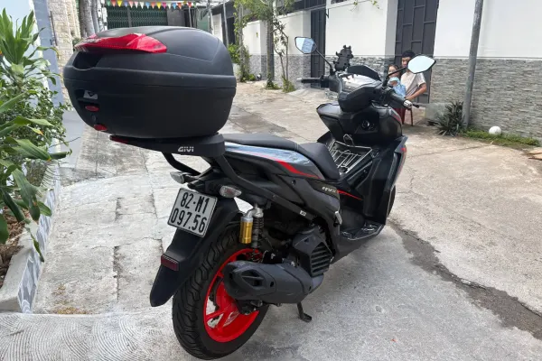Yamaha NVX 4