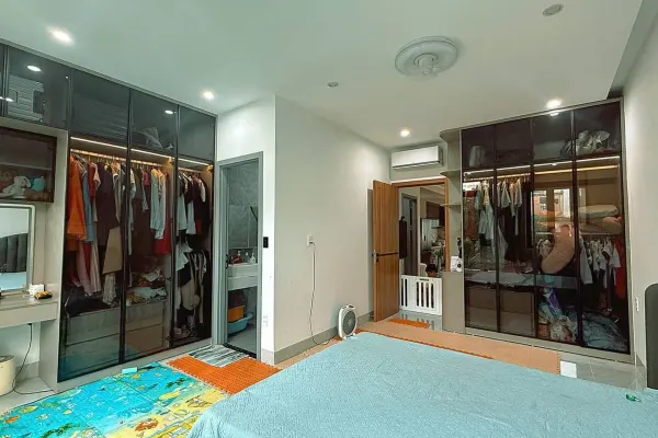 House, 3 спальни, 270.00 м² 6