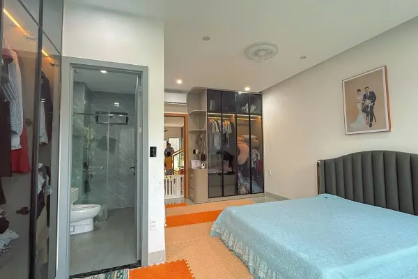 House, 3 спальни, 270.00 м² 7