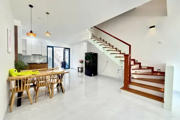 House, 3 спальни, 270.00 м² 7