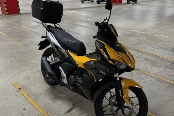 Honda Winner X 5