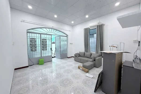 Дом, 2 спальни · 160 м²
