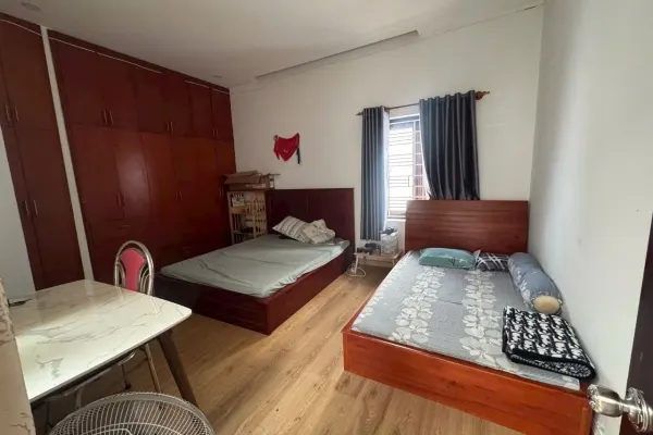 Дом, 4 спальни · 125 м² 2