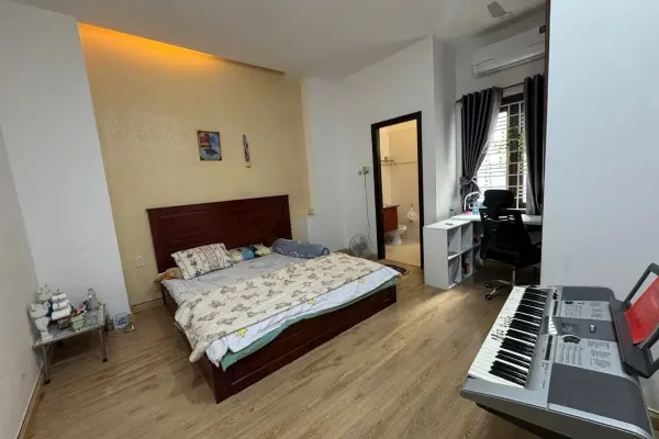 Дом, 4 спальни · 125 м² 5