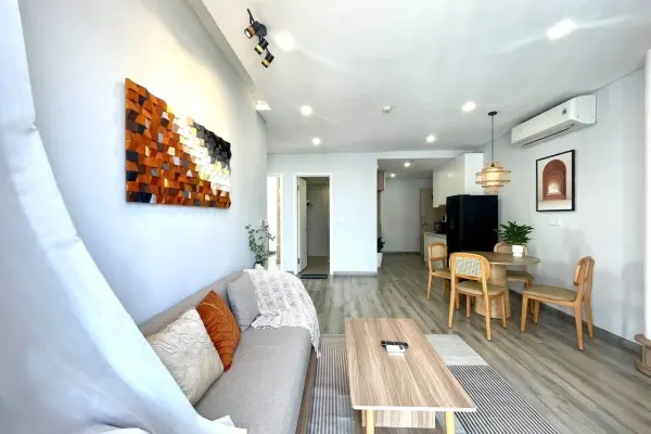 Квартира, 2 спальни · 77 м² 2