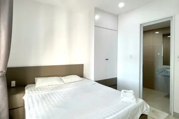 Квартира, 3 спальни · 90 м² 2