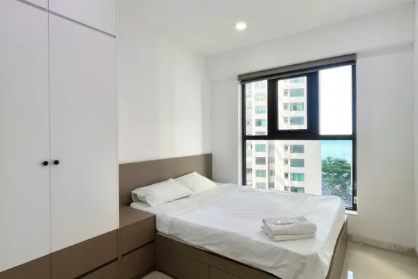 Квартира, 3 спальни · 90 м² 3