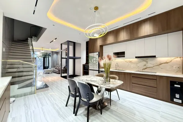 House, 4 спальни, 400.00 м² 4