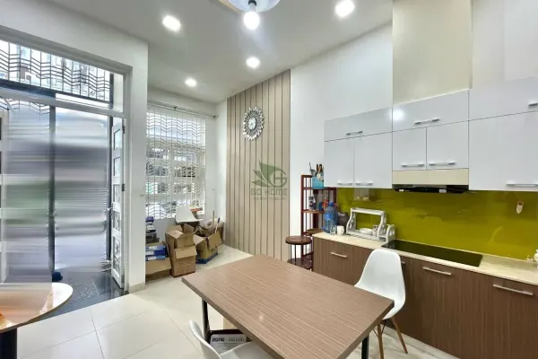 House, 2 спальни