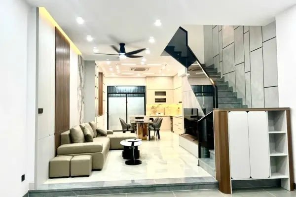 House, 4 спальни, 75.00 м² 3