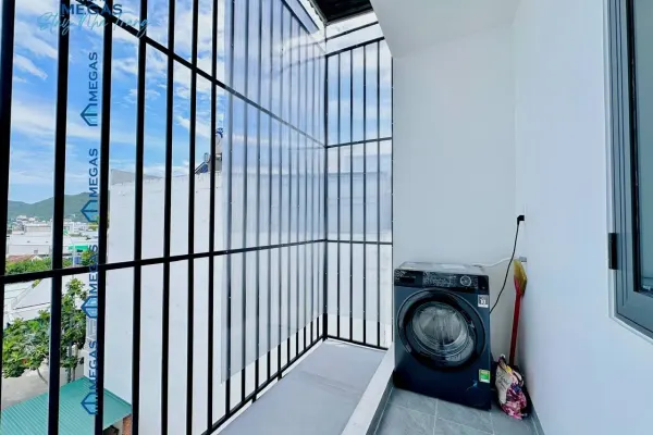 Studio 2