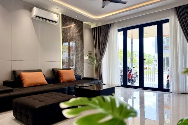 House, 3 спальни, 300.00 м² 5