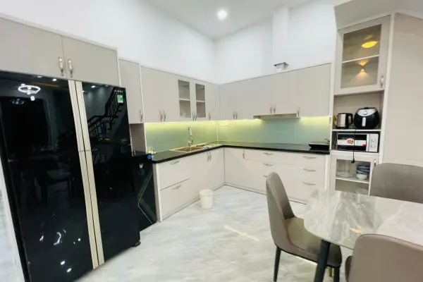 House, 3 спальни 6