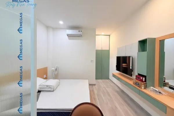 Studio 2