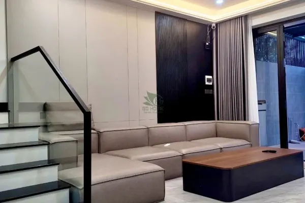 House, 3 спальни, 300.00 м² 2