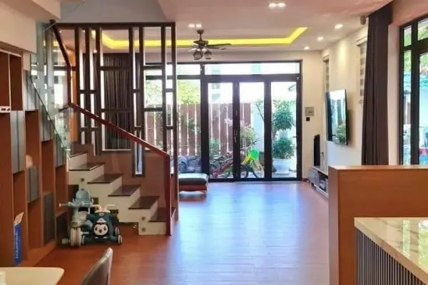 Villa, 3 спальни, 165.00 м² 3